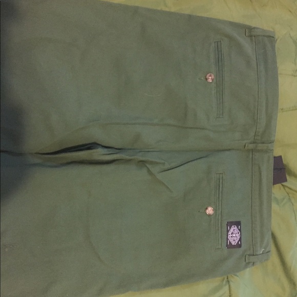 Grizzly Torey Pudwell Collection - Picture 3 of 4